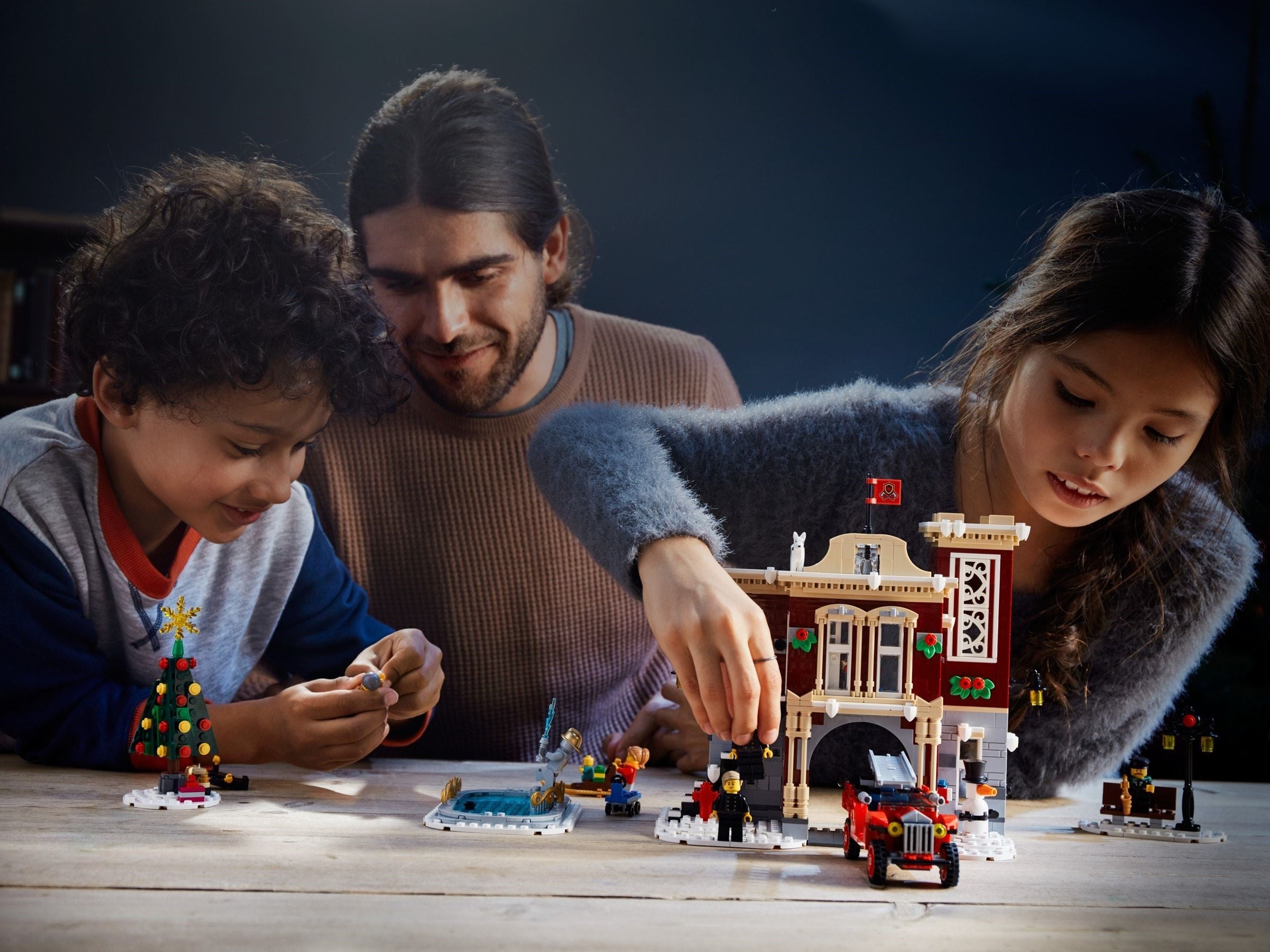 LEGO® Creator Expert Gasilski dom v zimski vasi / Winter Village Fire Station (10263)