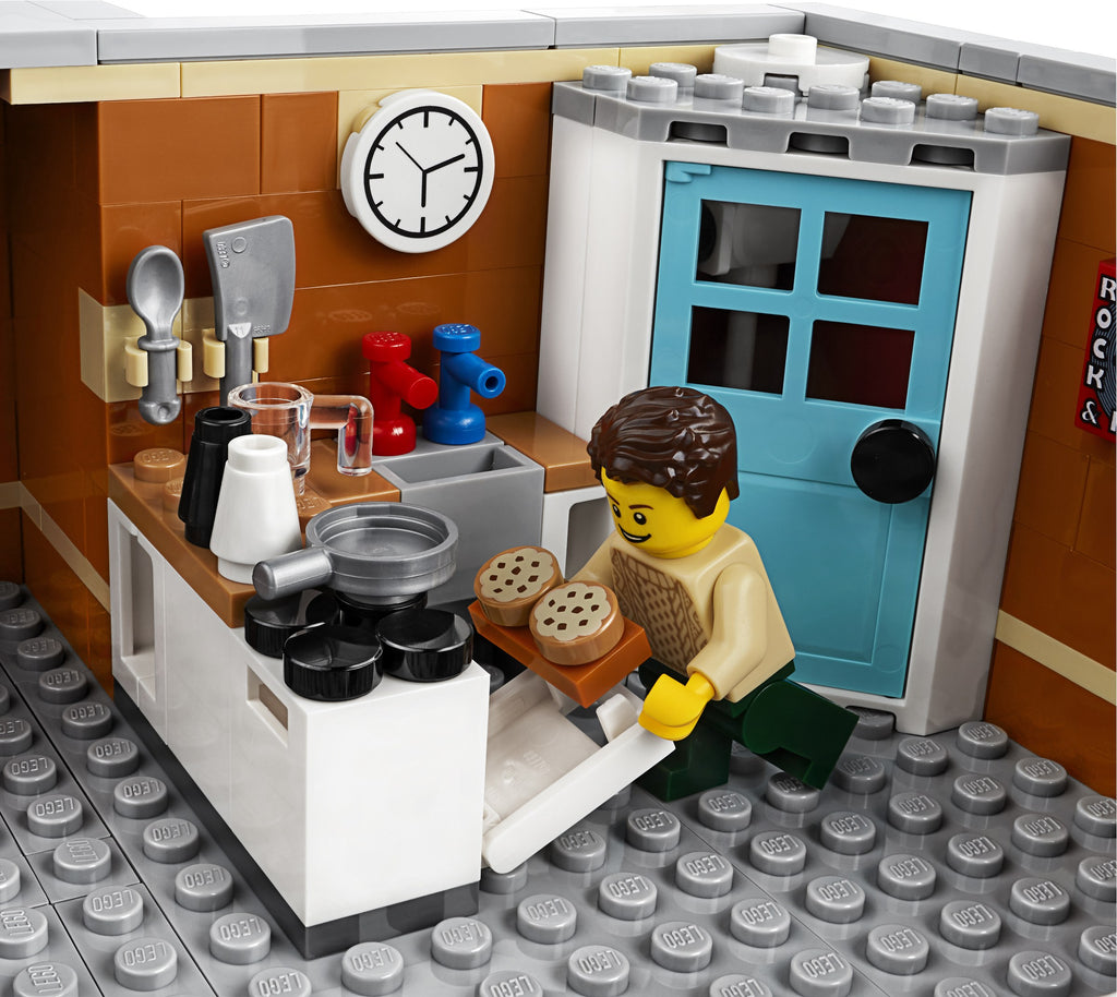 LEGO® Creator Expert  Corner Garage 10264