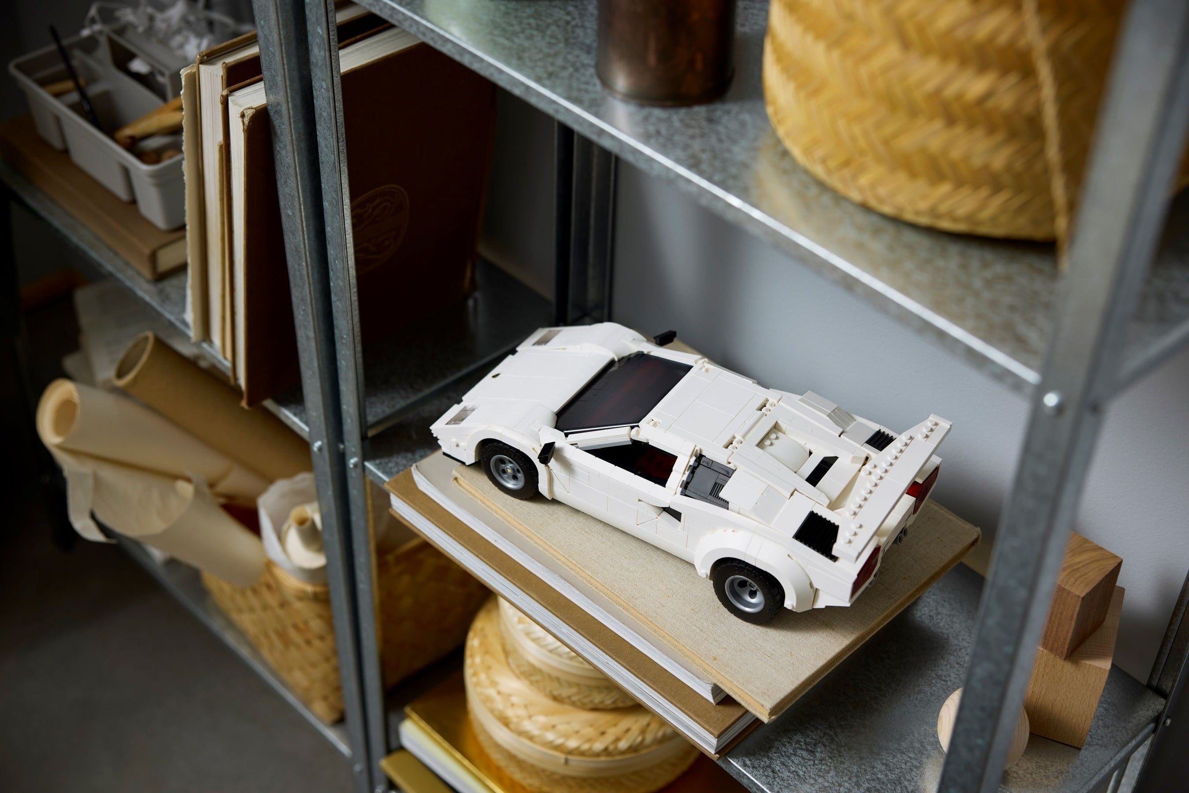 LEGO® Icons Lamborghini Countach 5000 Quattrovalvole (10337)
