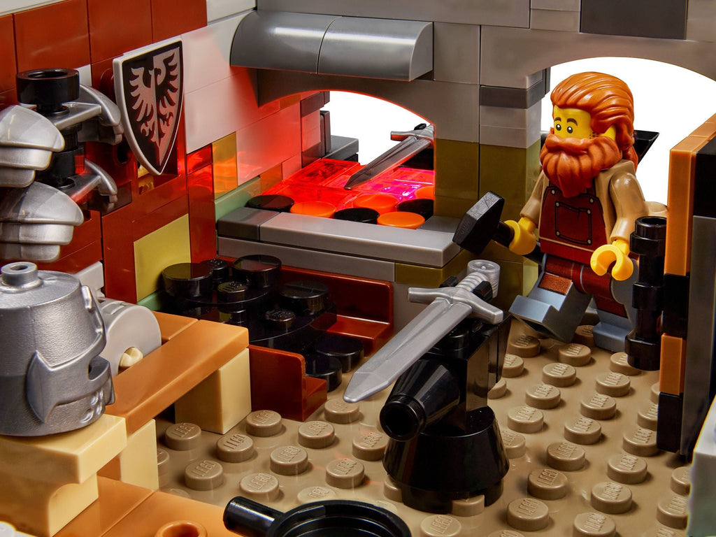 LEGO® Ideas Srednjeveški kovač / Medieval Blacksmith 21325