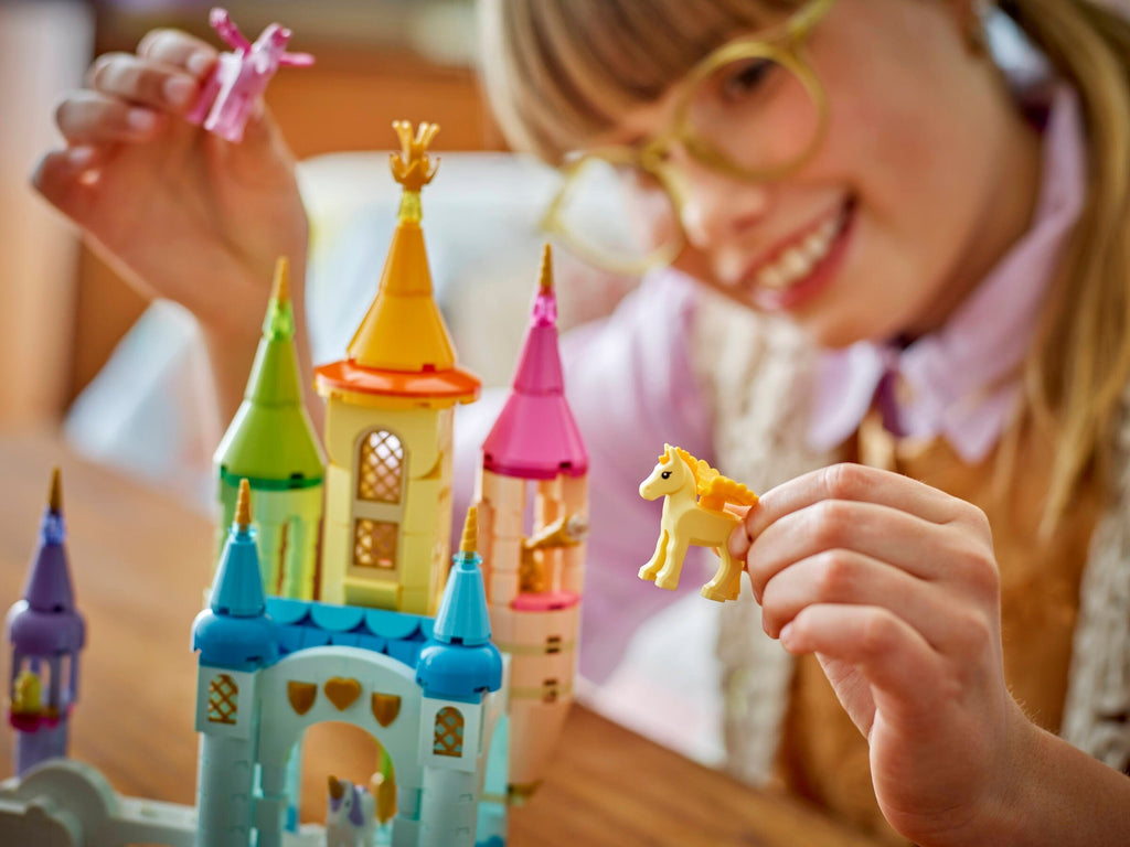 LEGO® Creator 3-v-1 Samorogov grad / Unicorn Castle 31175