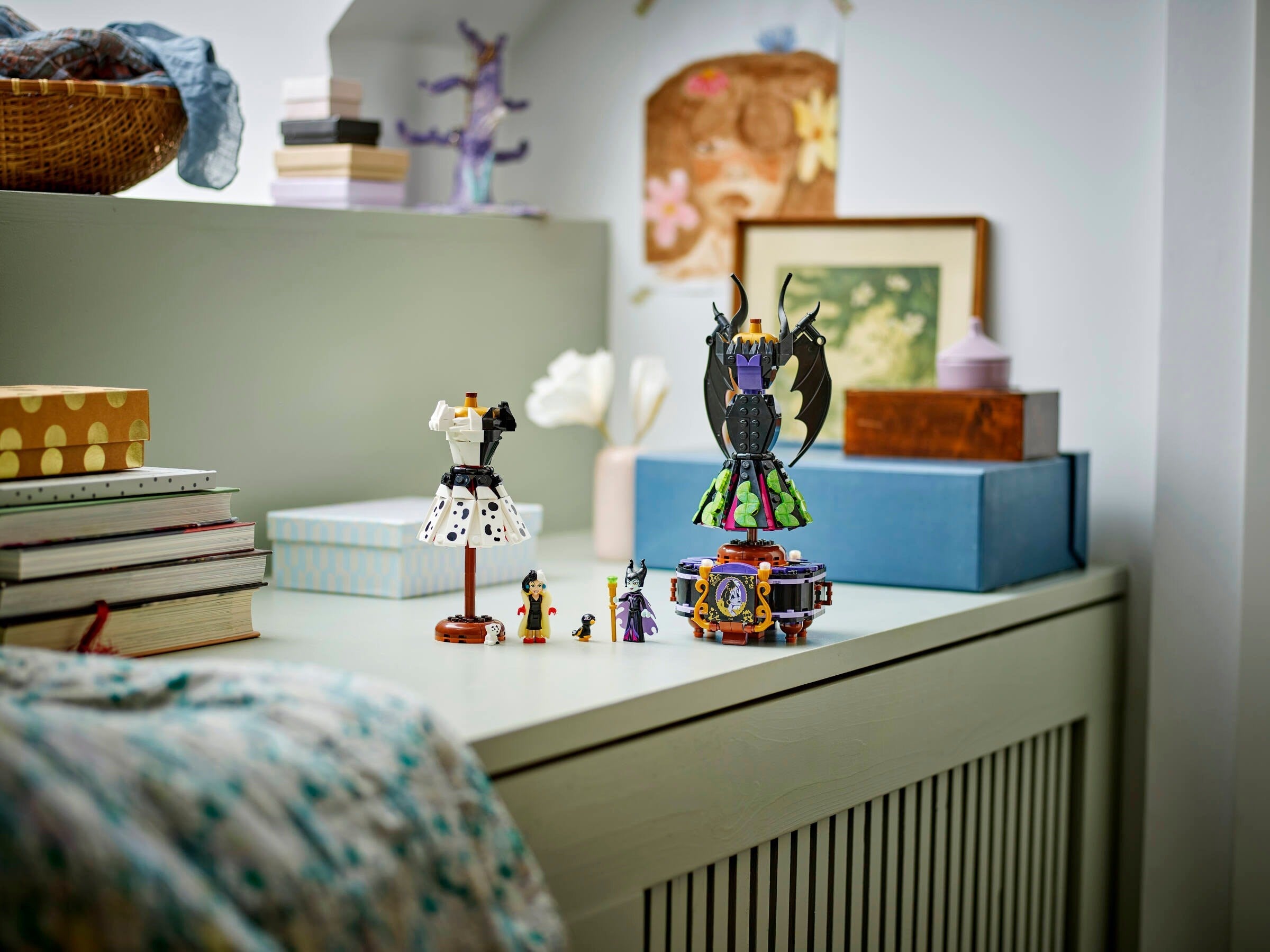 LEGO® Disney Obleki Maleficent in Cruelle De Vil 43262