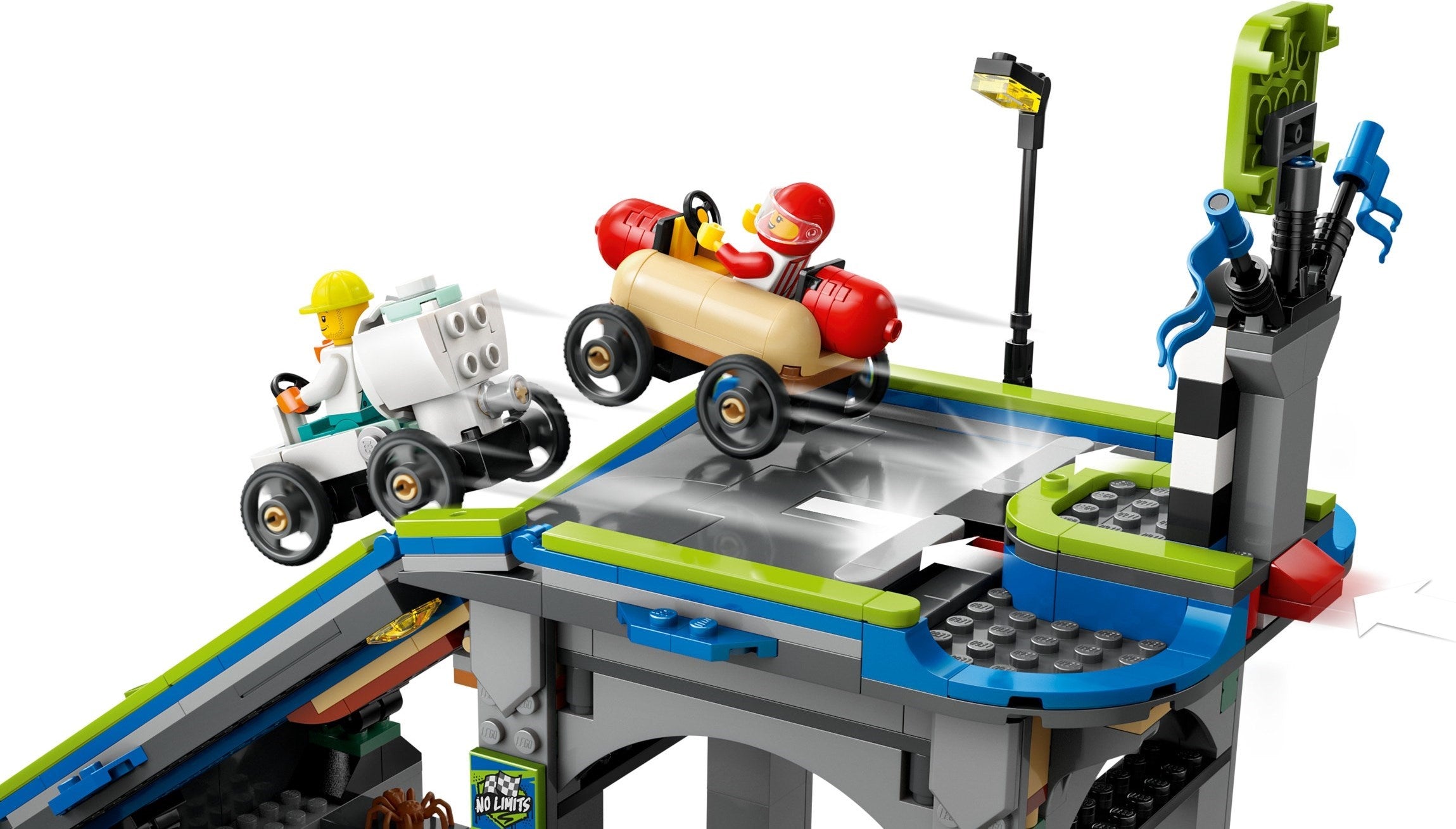 LEGO City Klančina za dirkanje z avtomobilčki 60460